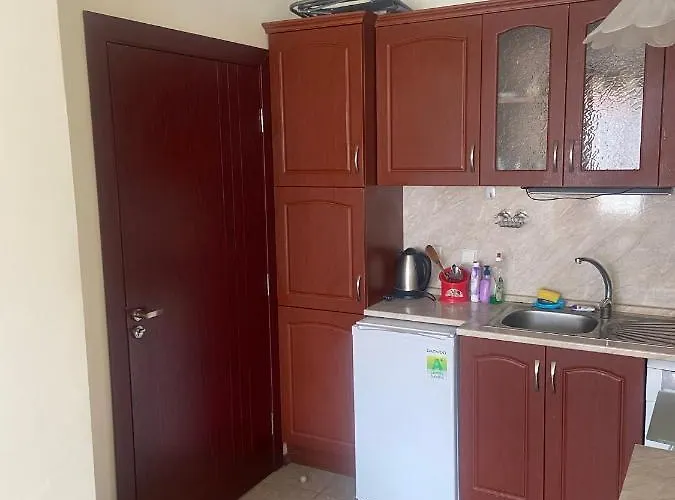 Pomorie Apartment Apartament *